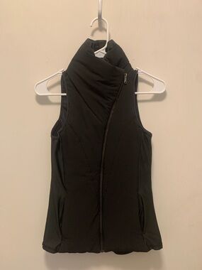 FLX NYC Women's Black Sleeveless Puffer Vest